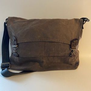 Rough & Tumble 1909 Laptop Bag Waxed Canvas W/Leather Accents and “T” Closures